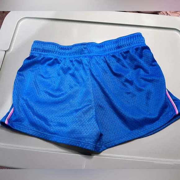 Youth Under Armour Shorts Large - Picture 2 of 3